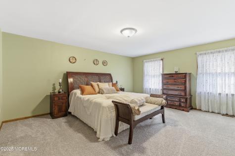 109 Foxhollow Drive Lanoka Harbor NJ 08734