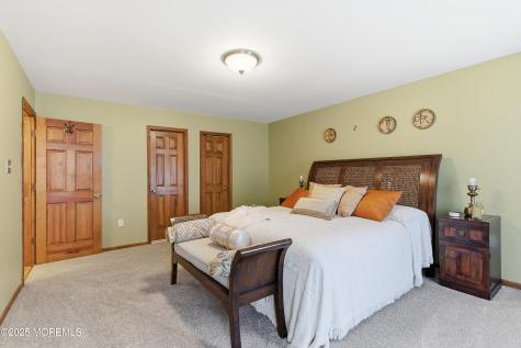 109 Foxhollow Drive Lanoka Harbor NJ 08734