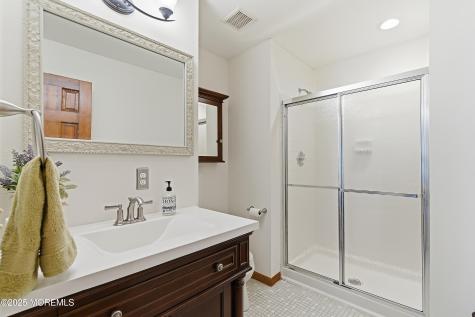 109 Foxhollow Drive Lanoka Harbor NJ 08734