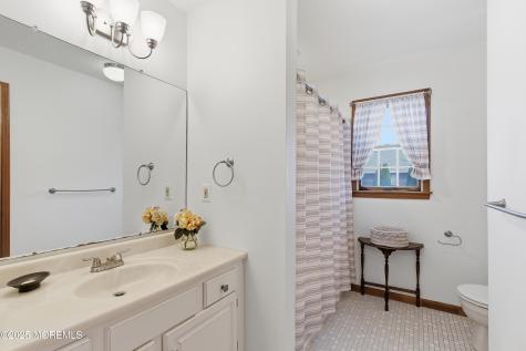 109 Foxhollow Drive Lanoka Harbor NJ 08734
