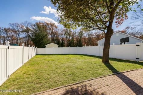 109 Foxhollow Drive Lanoka Harbor NJ 08734