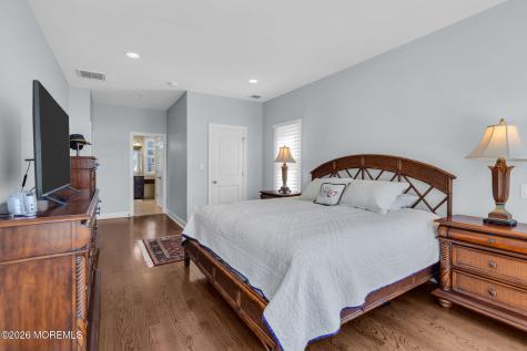 128 Anita Drive Manahawkin NJ 08050
