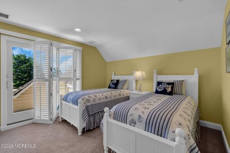 128 Anita Drive Manahawkin NJ 08050