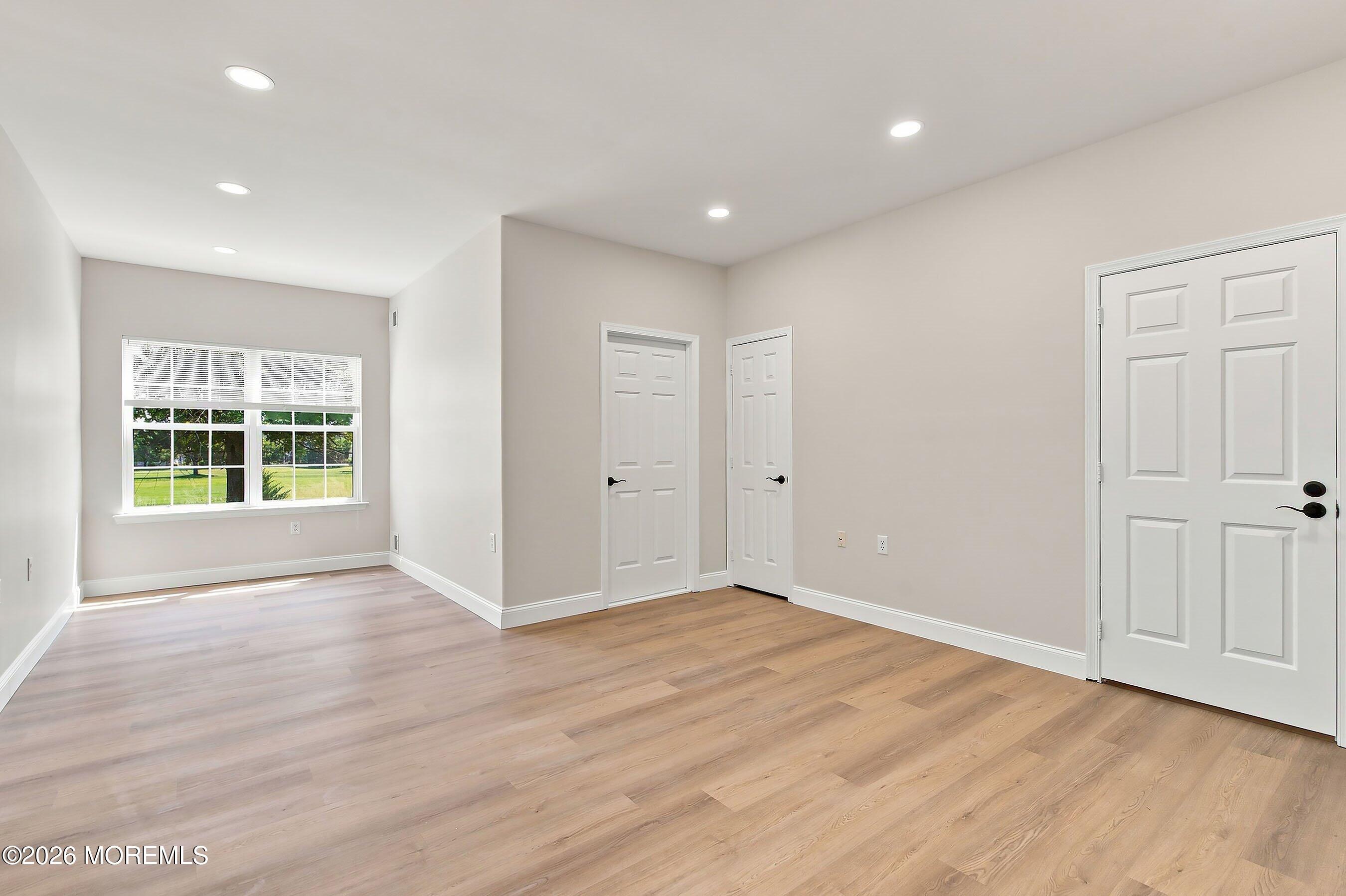 12 Dunrovin Court Manchester NJ 08759