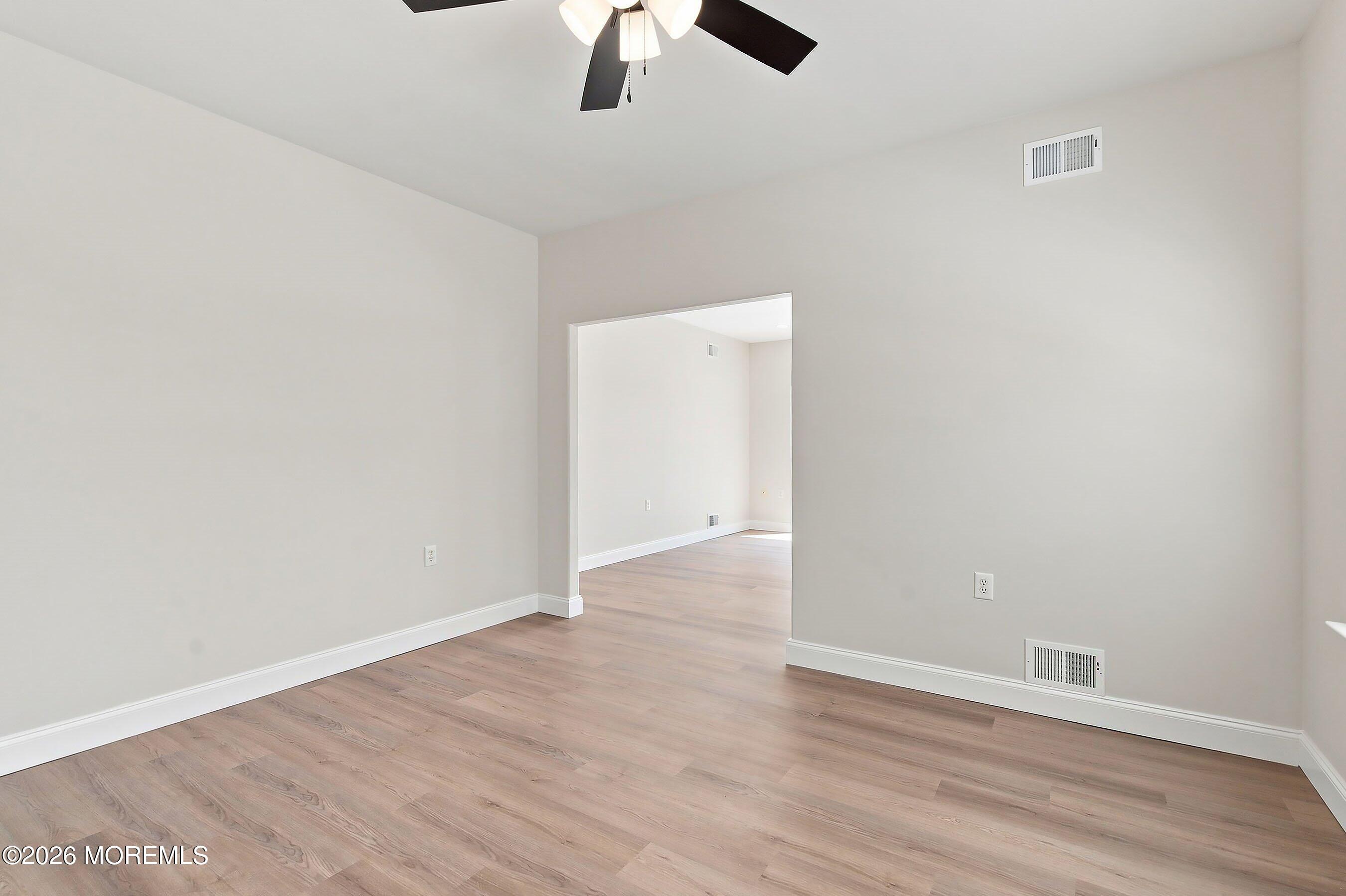 12 Dunrovin Court Manchester NJ 08759