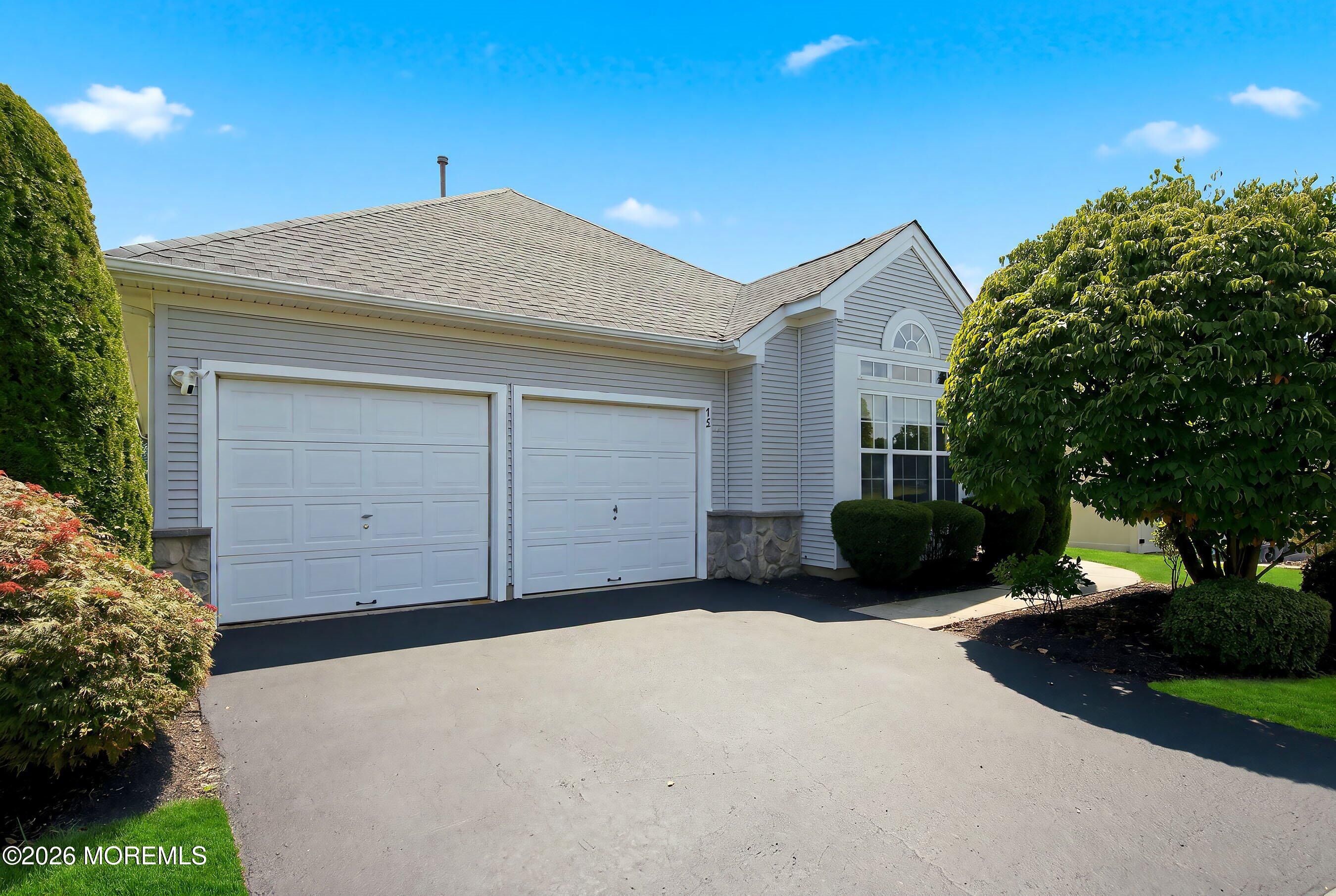 12 Dunrovin Court Manchester NJ 08759