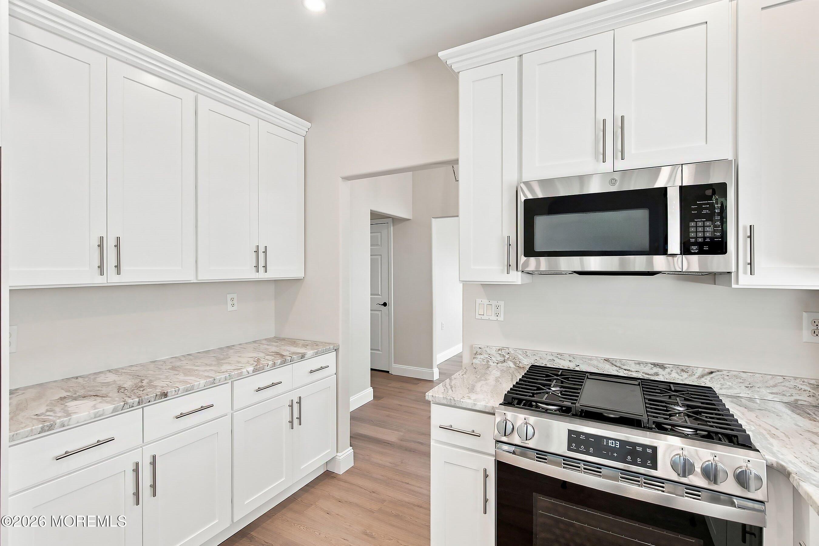 12 Dunrovin Court Manchester NJ 08759