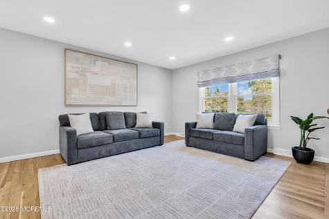 27 Greenleaf Drive Manalapan NJ 07726