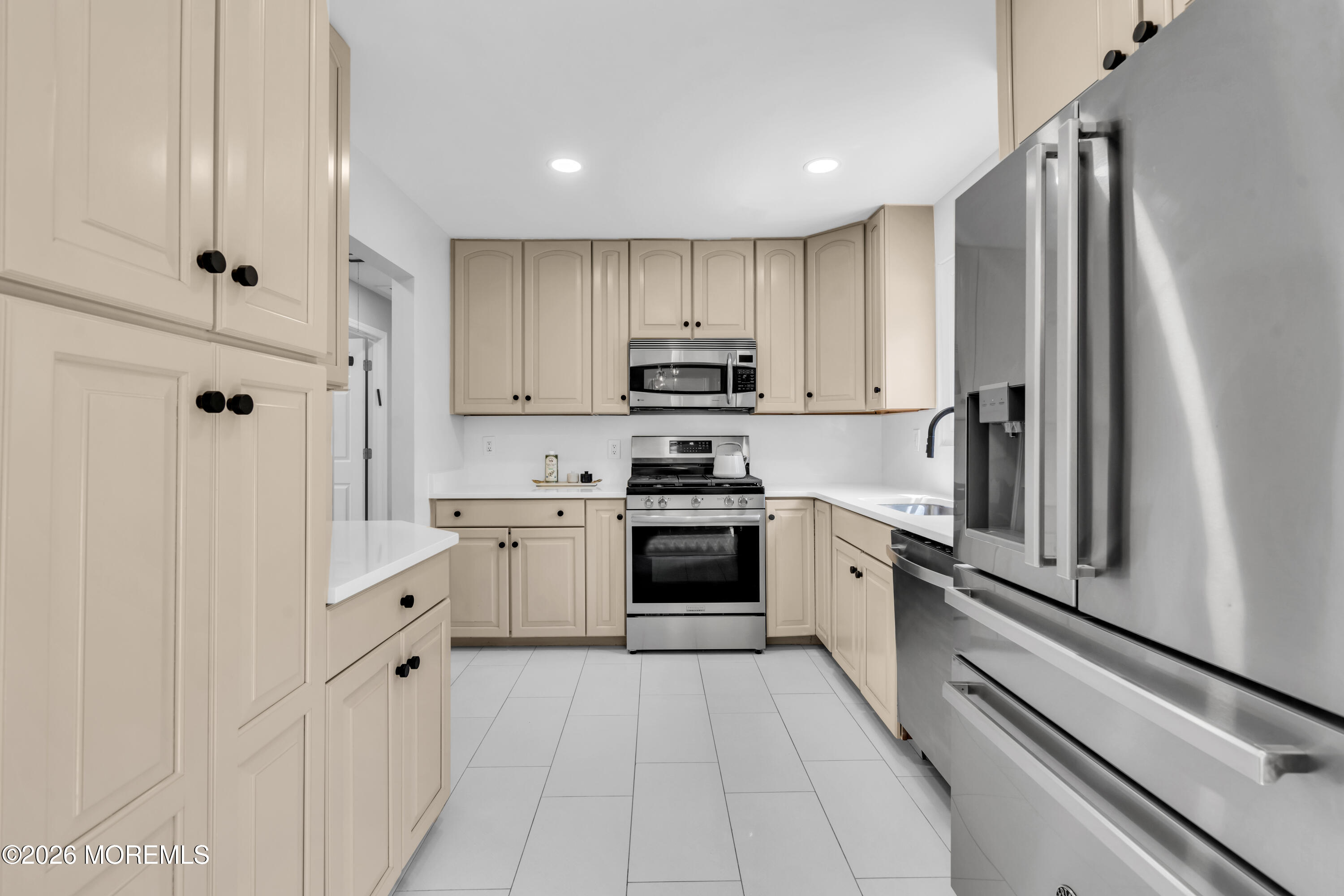 27 Greenleaf Drive Manalapan NJ 07726