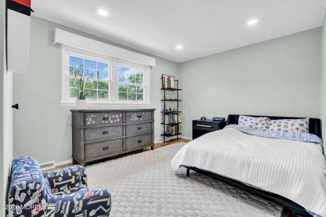 27 Greenleaf Drive Manalapan NJ 07726
