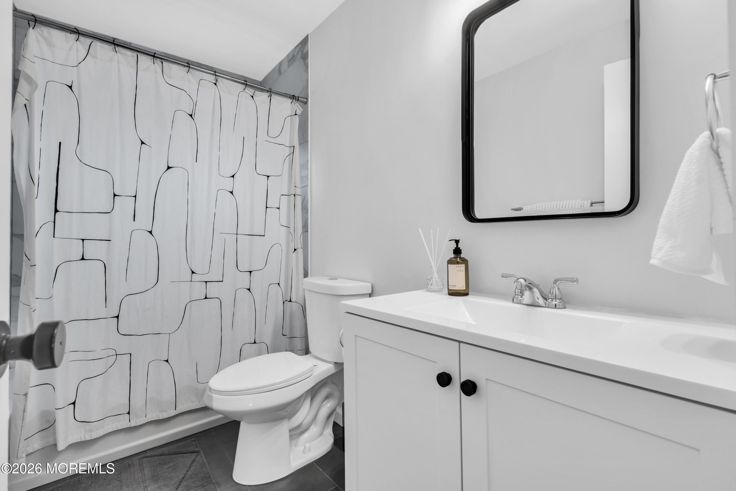 27 Greenleaf Drive Manalapan NJ 07726