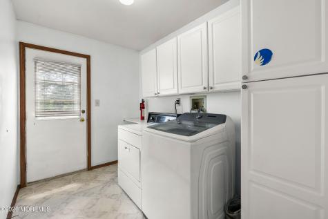 23 Dunn Drive Marlboro NJ 07746