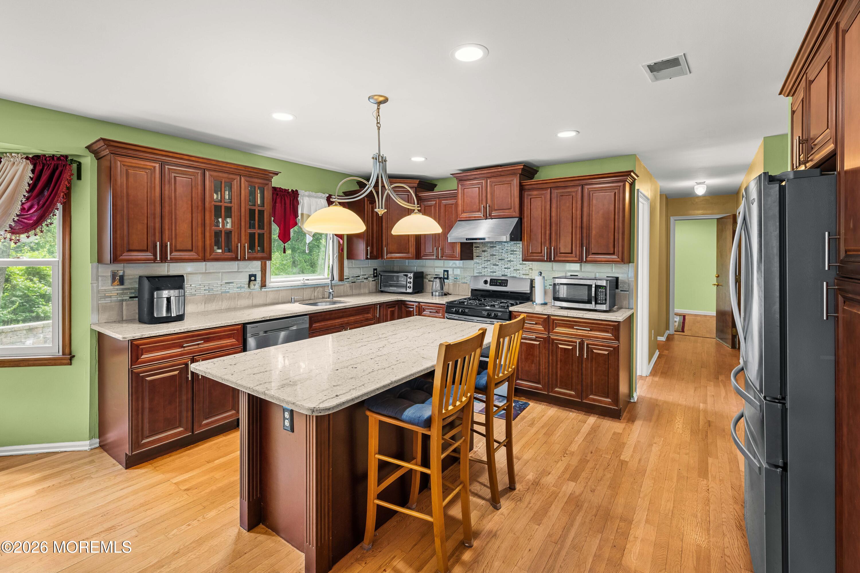 23 Dunn Drive Marlboro NJ 07746