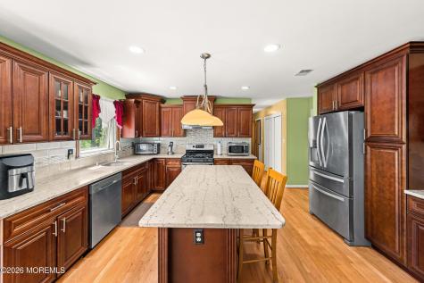 23 Dunn Drive Marlboro NJ 07746
