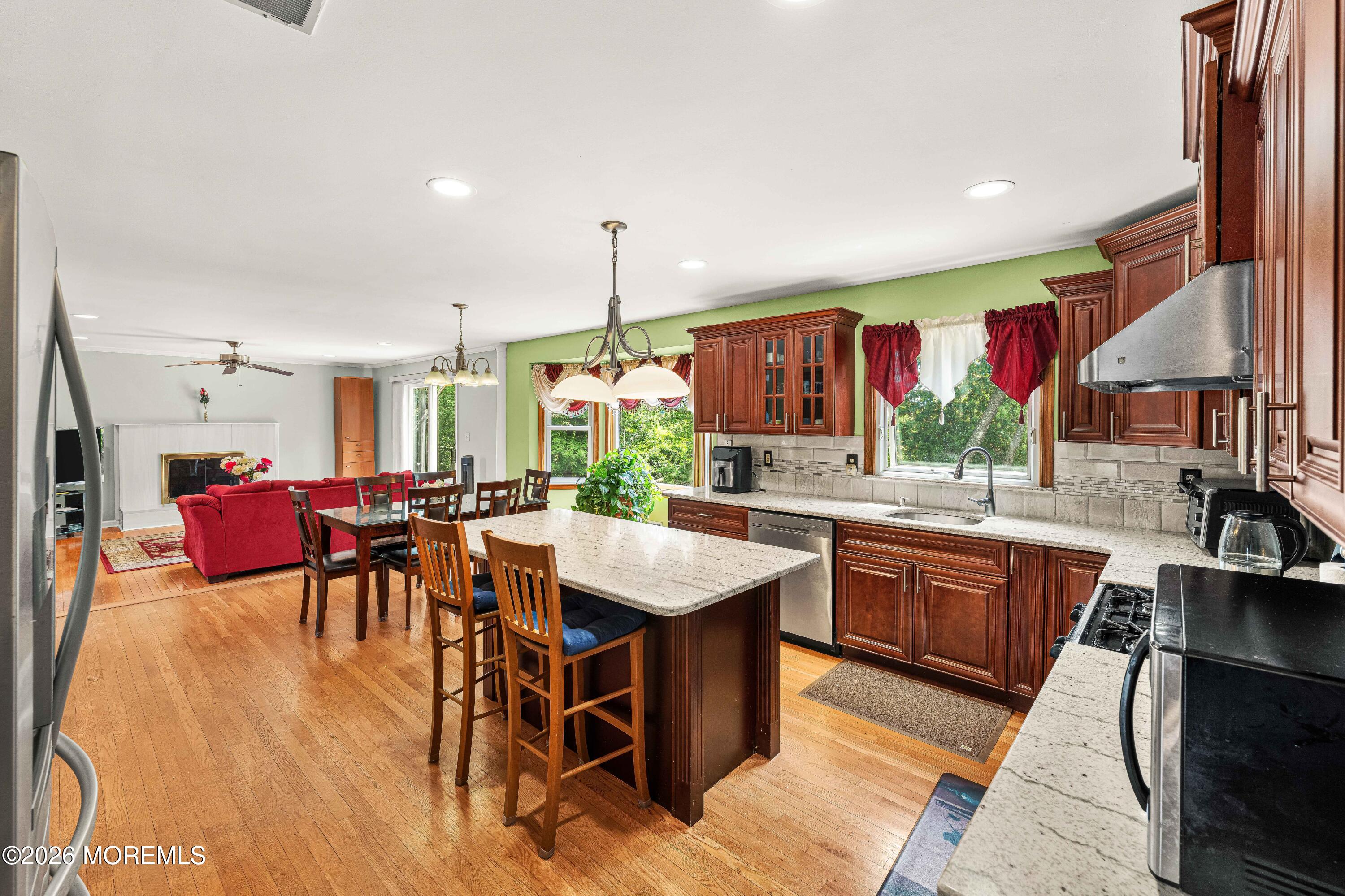 23 Dunn Drive Marlboro NJ 07746