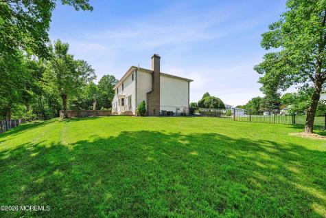 23 Dunn Drive Marlboro NJ 07746