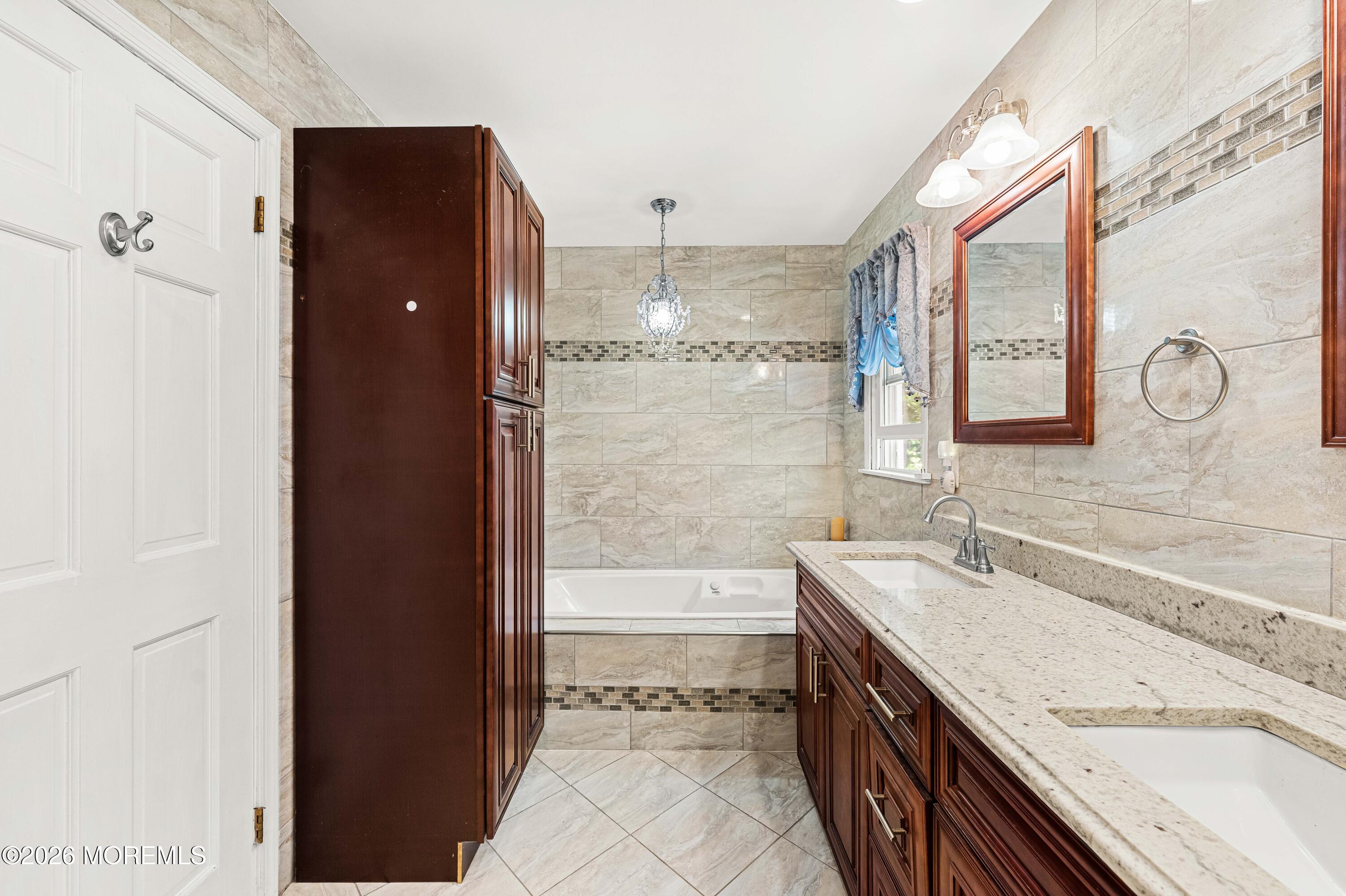 23 Dunn Drive Marlboro NJ 07746