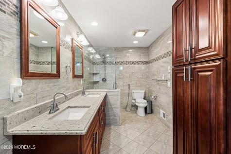 23 Dunn Drive Marlboro NJ 07746