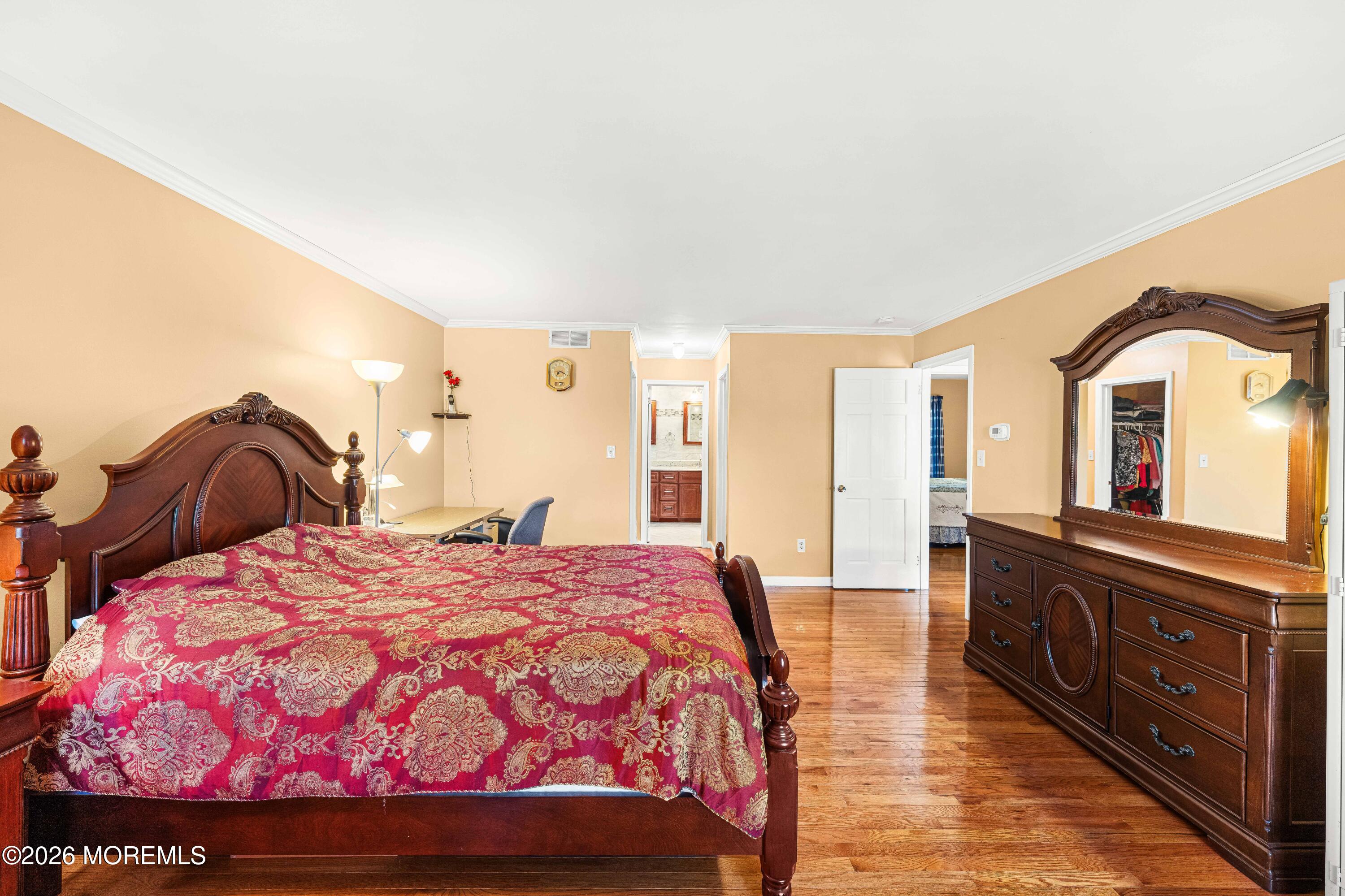 23 Dunn Drive Marlboro NJ 07746