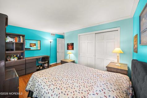 23 Dunn Drive Marlboro NJ 07746