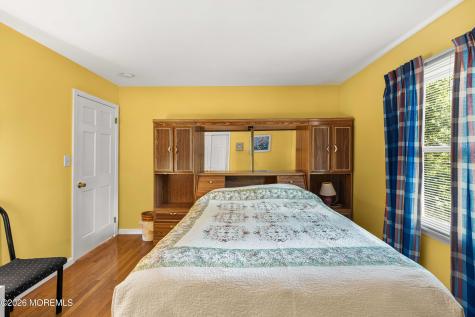 23 Dunn Drive Marlboro NJ 07746