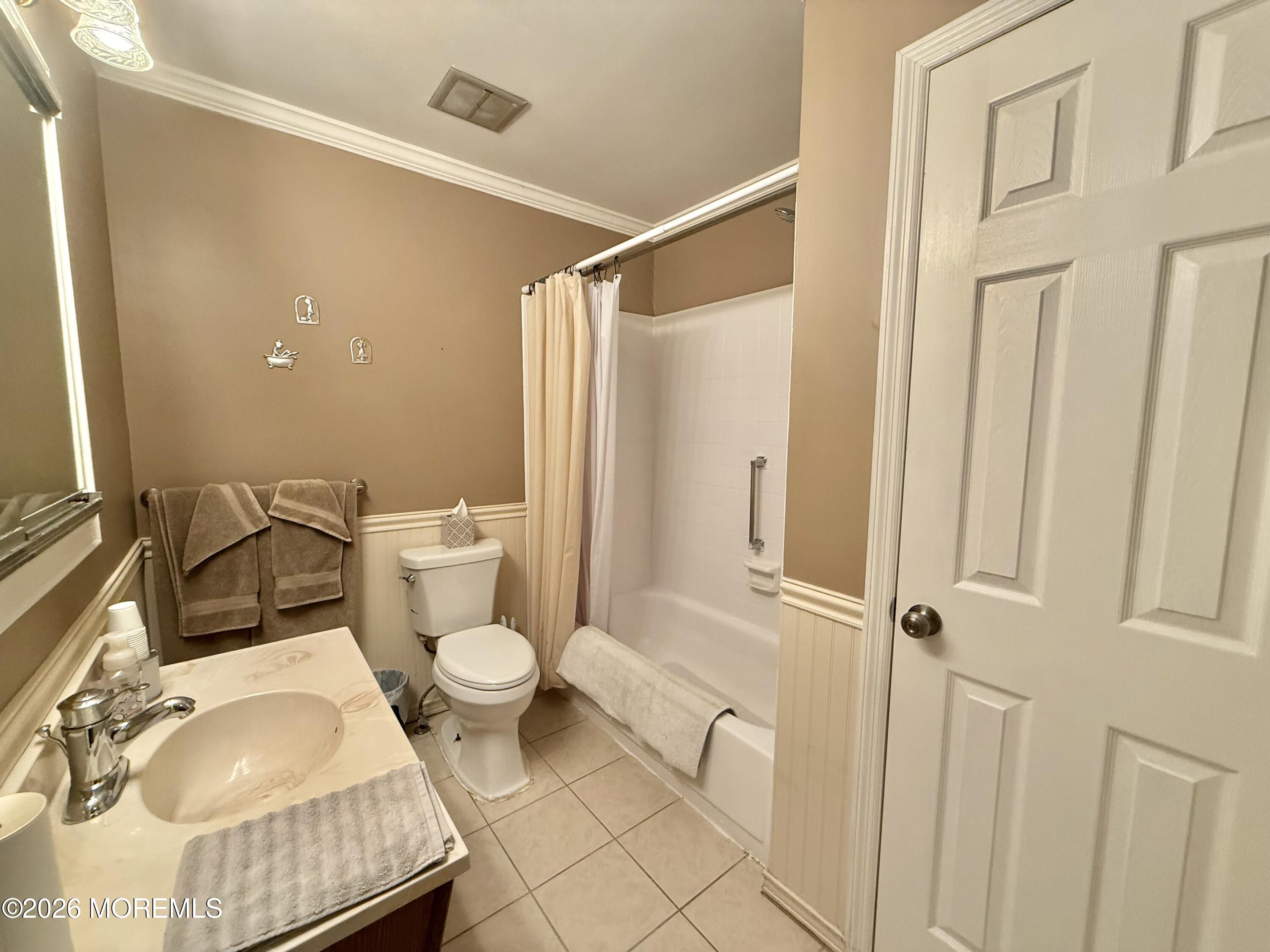 93 Halls Croft Road Freehold NJ 07728