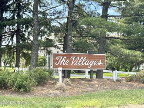 93 Halls Croft Road Freehold NJ 07728