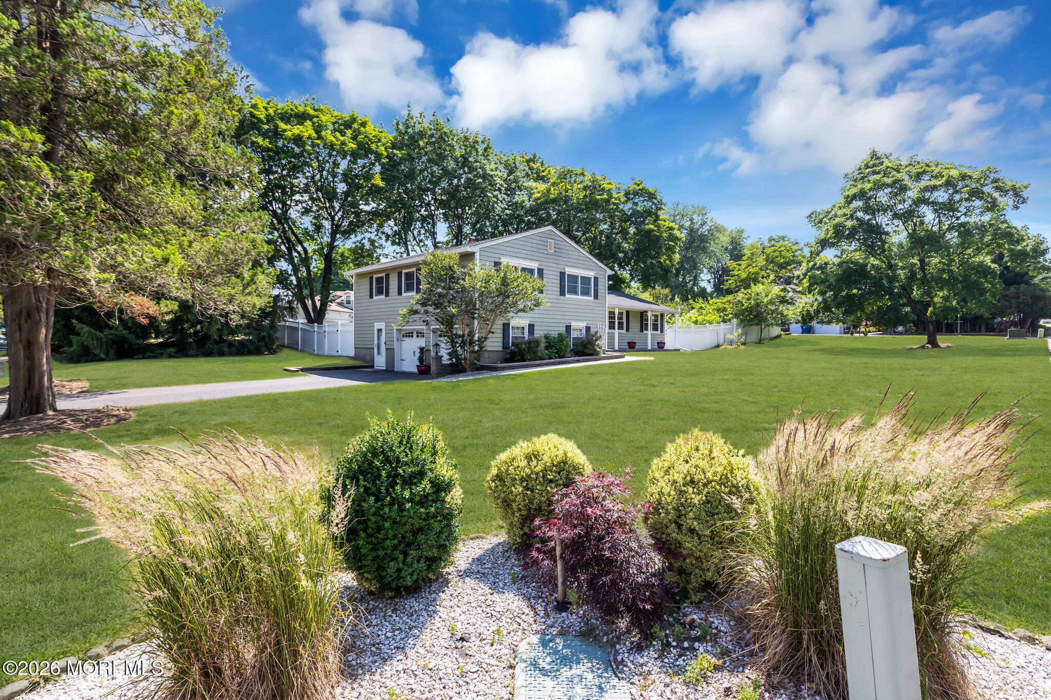 375 Oak Hill Road Red Bank NJ 07701