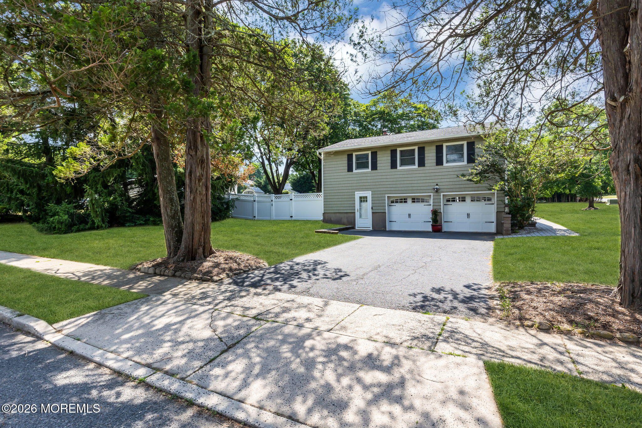 375 Oak Hill Road Red Bank NJ 07701