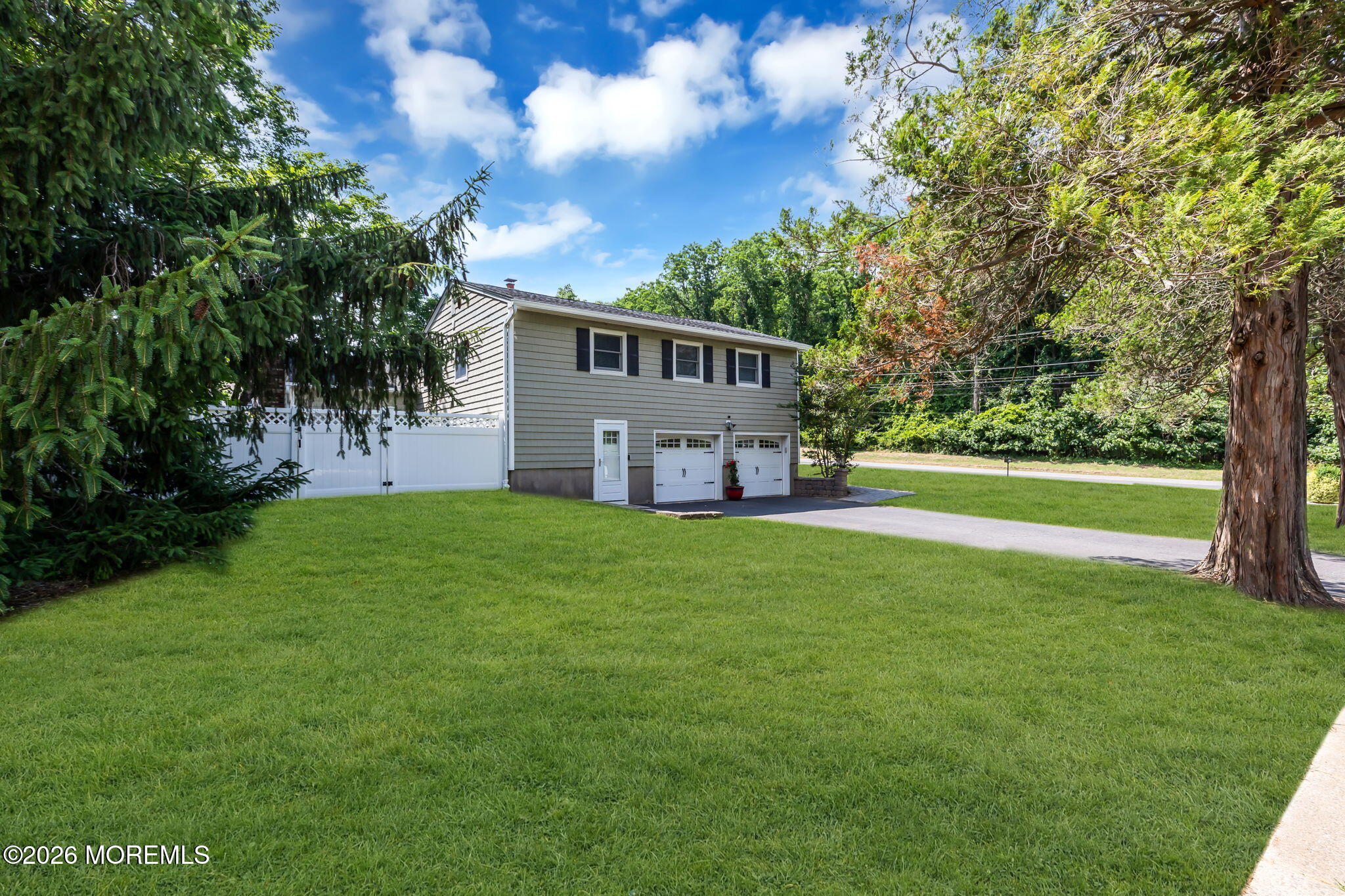 375 Oak Hill Road Red Bank NJ 07701