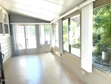 28 Norwalk Avenue Whiting NJ 08759