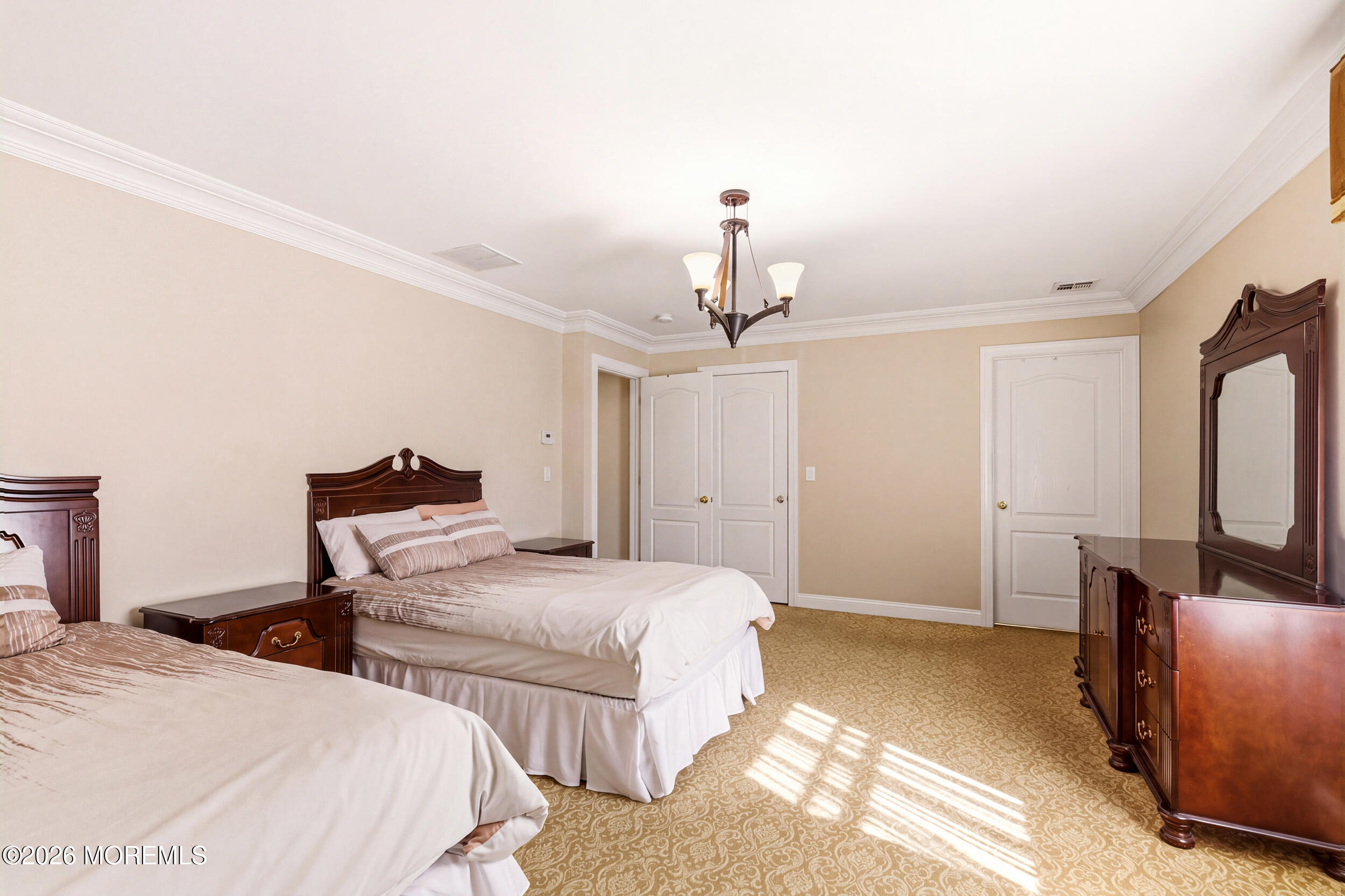 13 Treeside Lane Lakewood NJ 08701