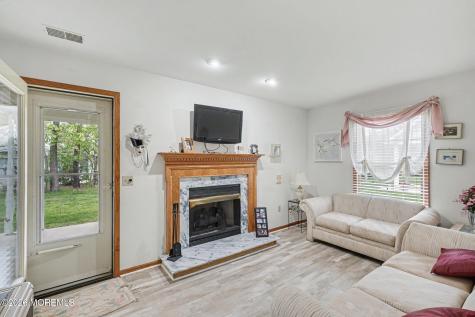 1616 Goldspire Road Toms River NJ 08755