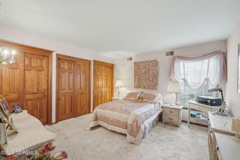 1616 Goldspire Road Toms River NJ 08755