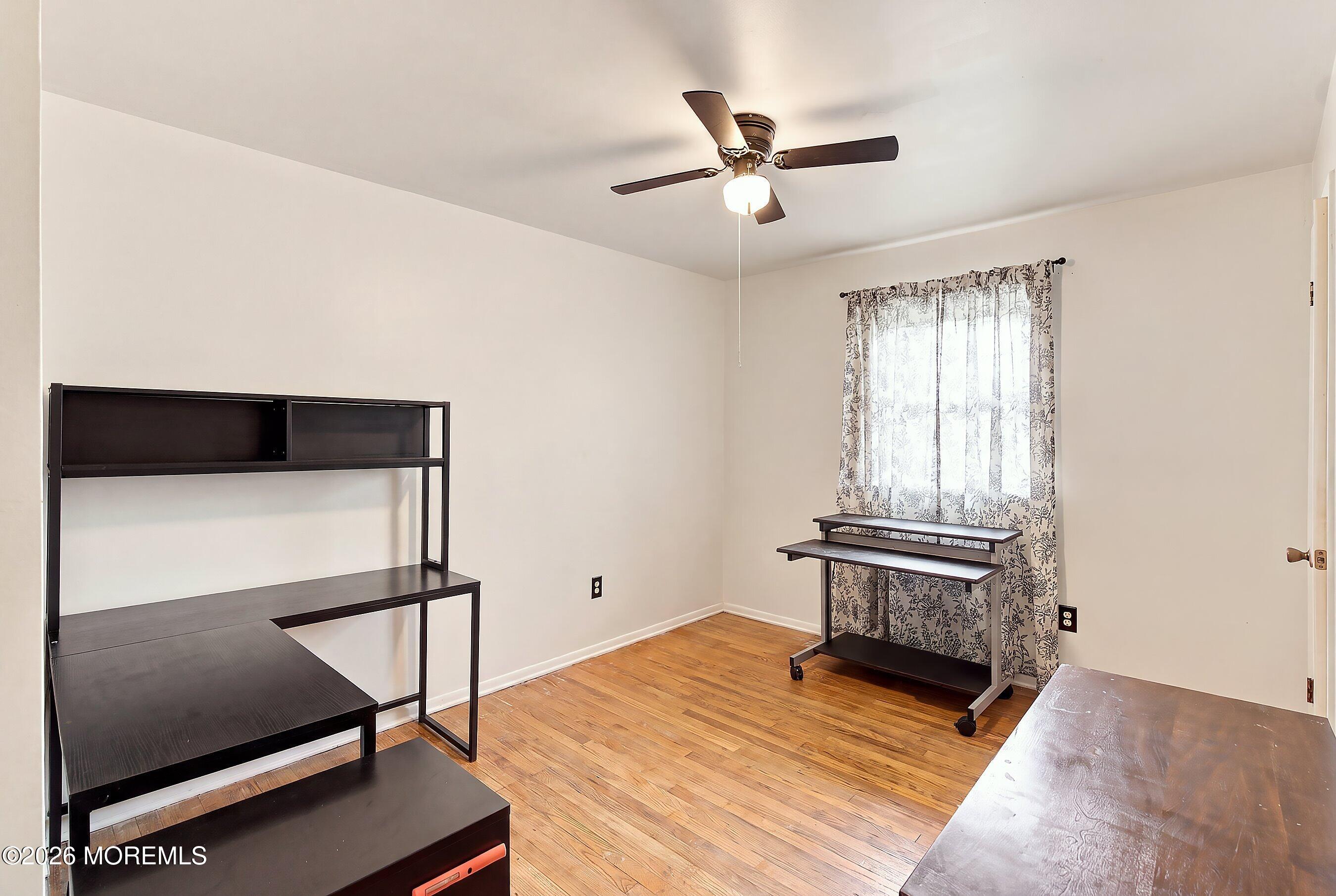 545 Neptune Avenue Beachwood NJ 08722