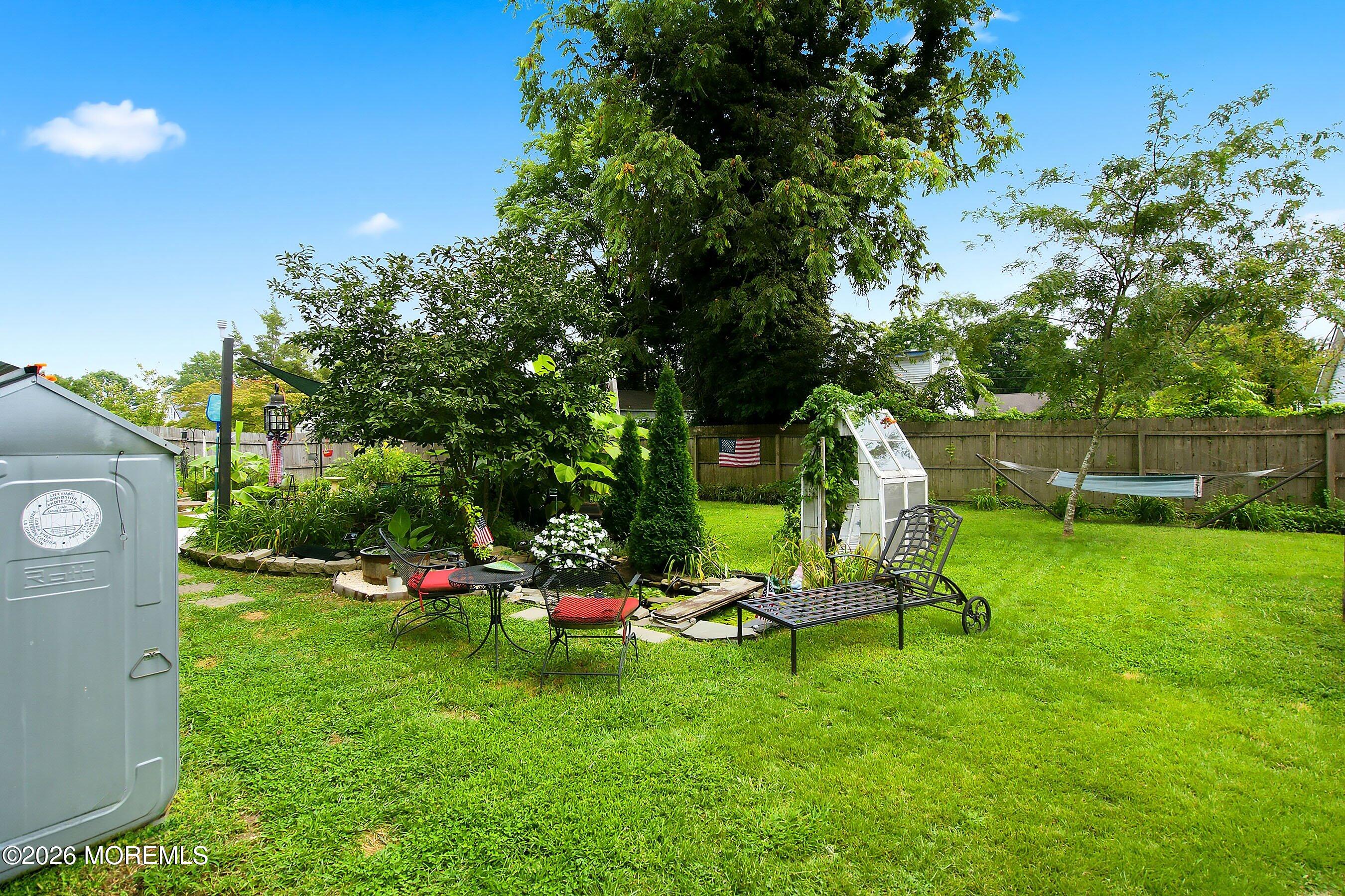 545 Neptune Avenue Beachwood NJ 08722