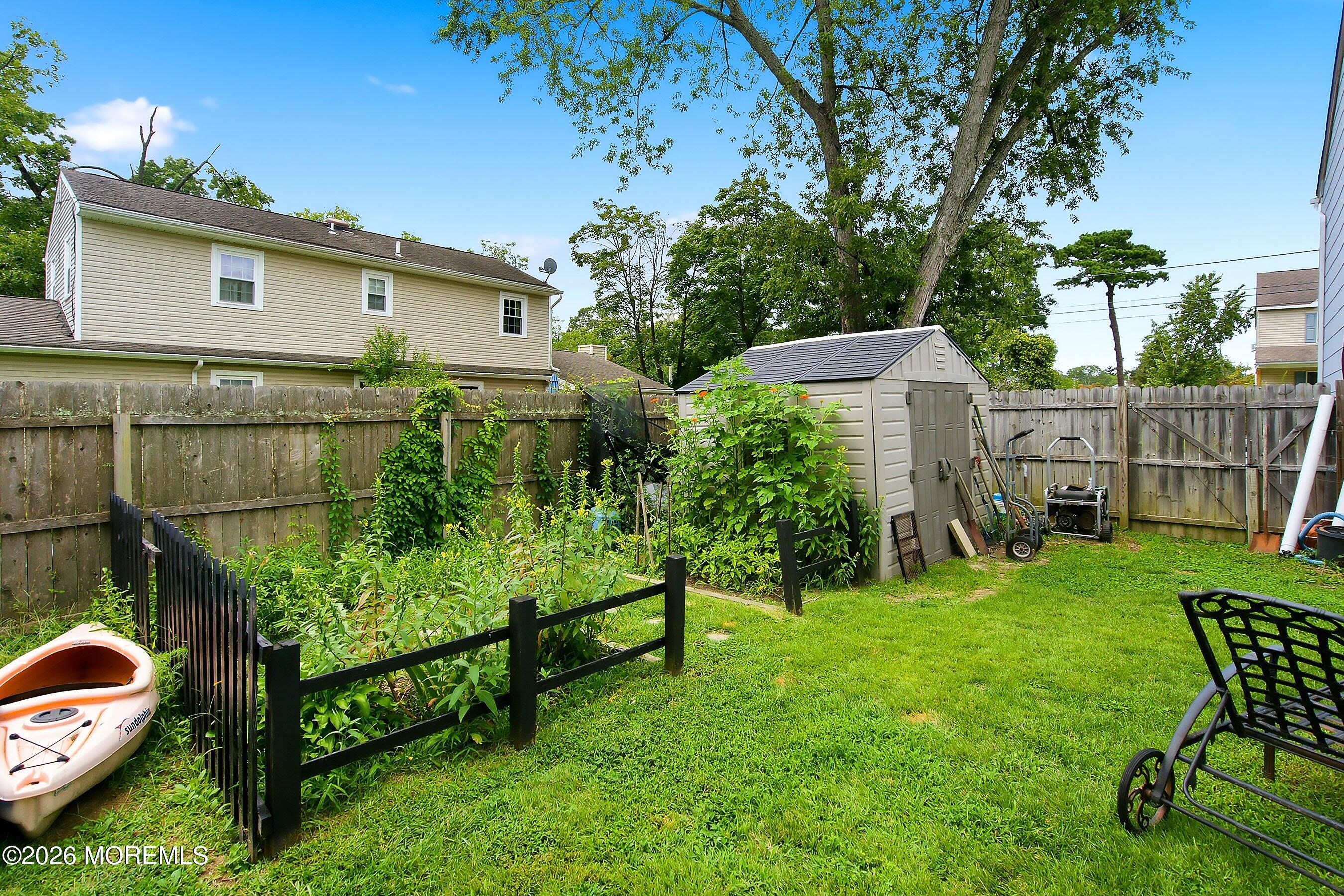 545 Neptune Avenue Beachwood NJ 08722