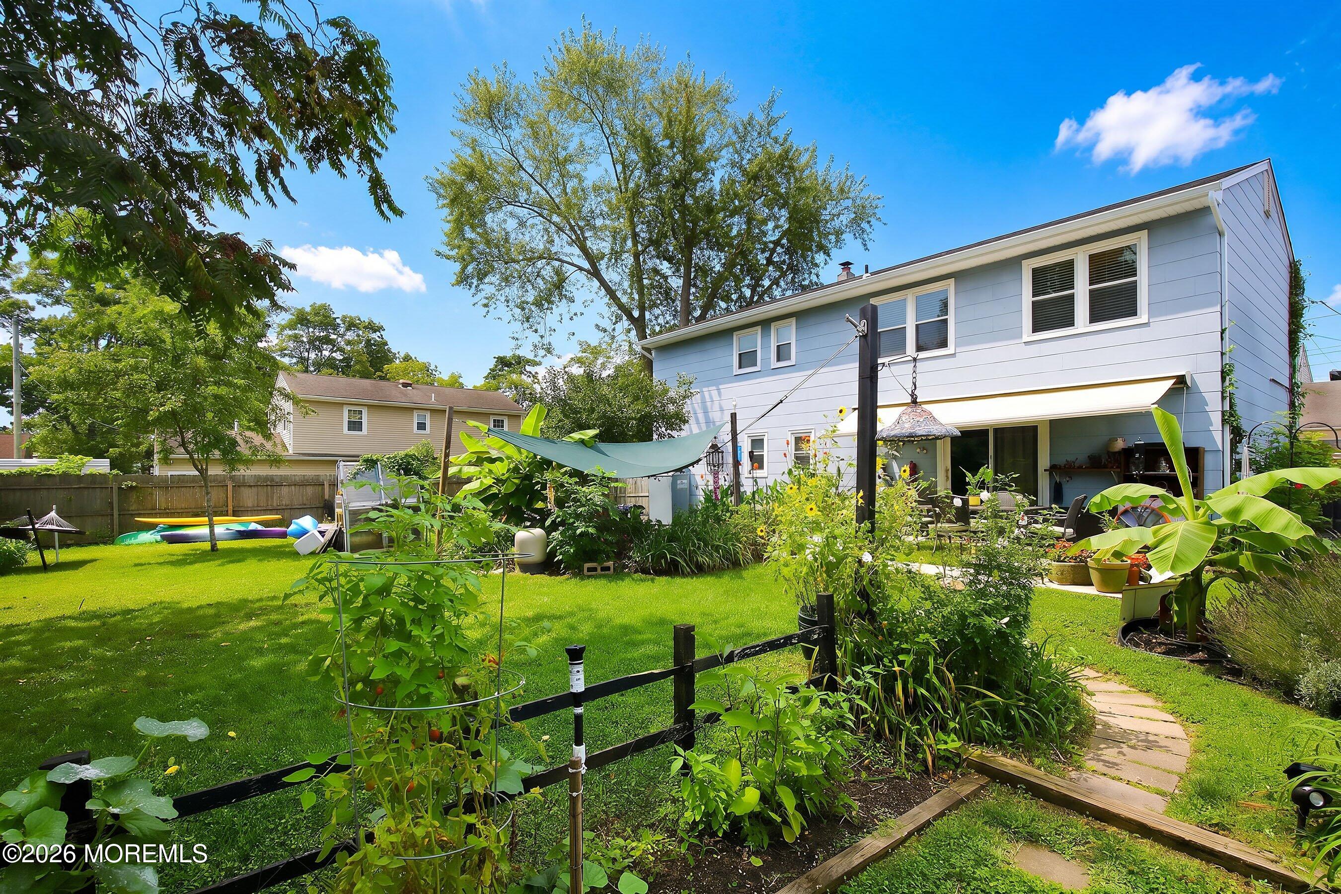 545 Neptune Avenue Beachwood NJ 08722