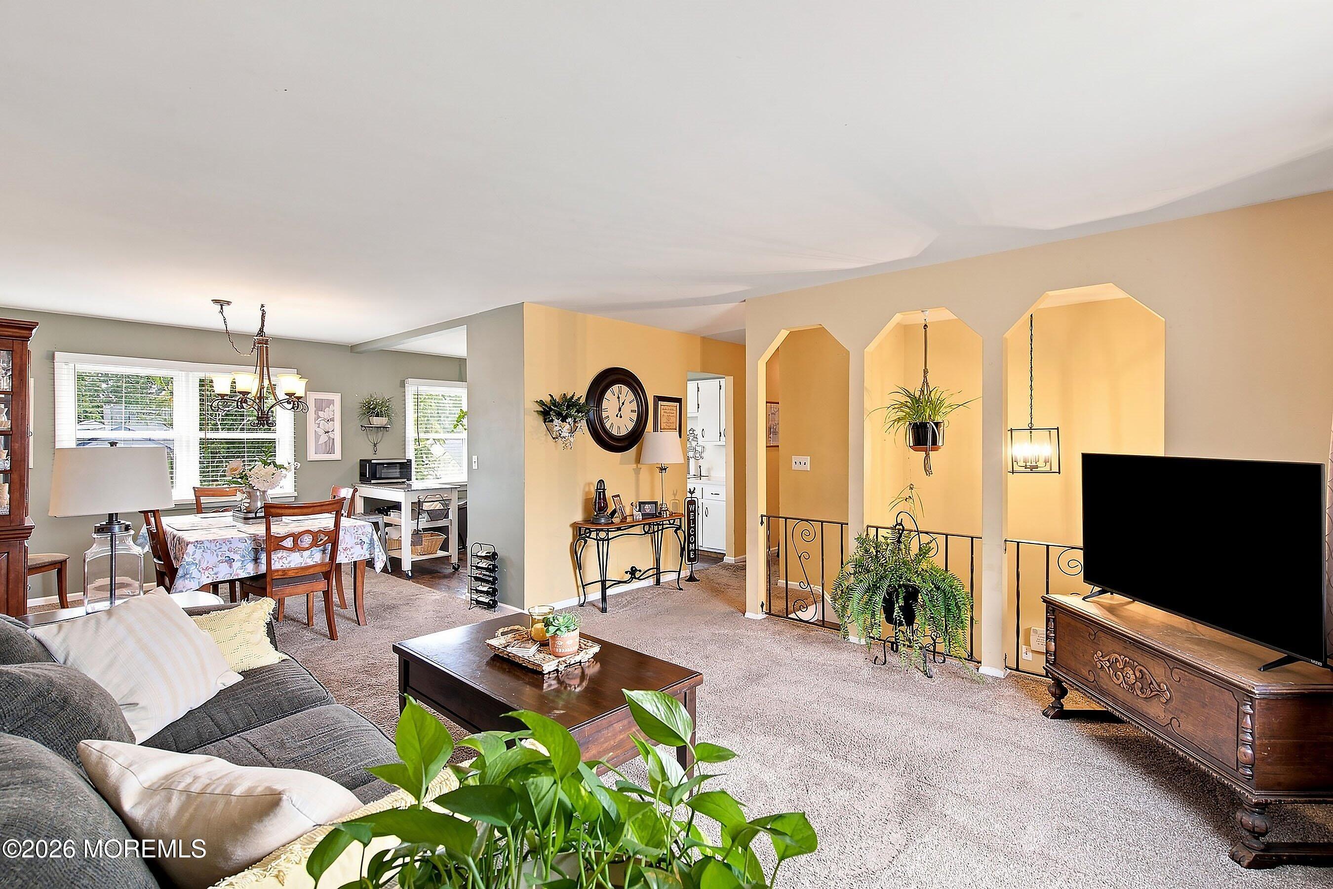 545 Neptune Avenue Beachwood NJ 08722