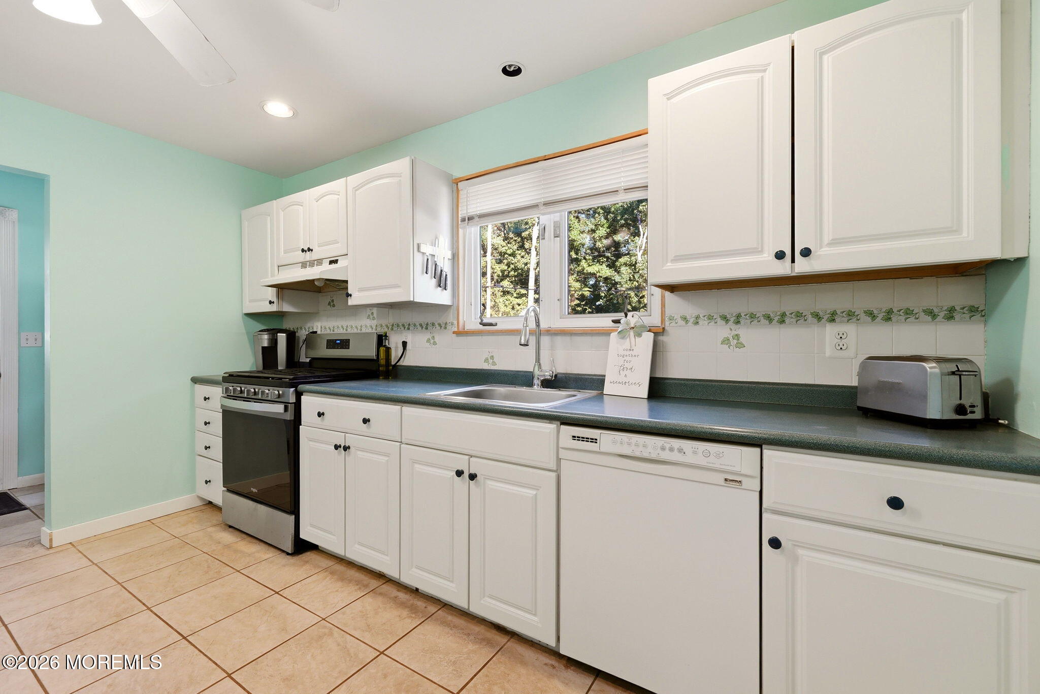 24 Sixth Street Hazlet NJ 07734