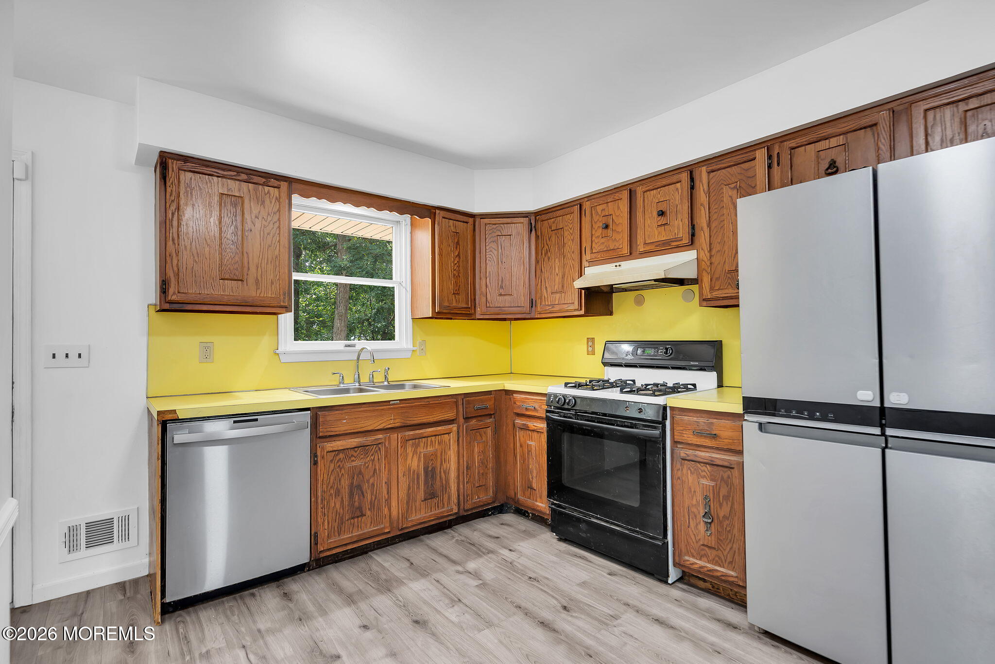 36 Woodland Road Bayville NJ 08721