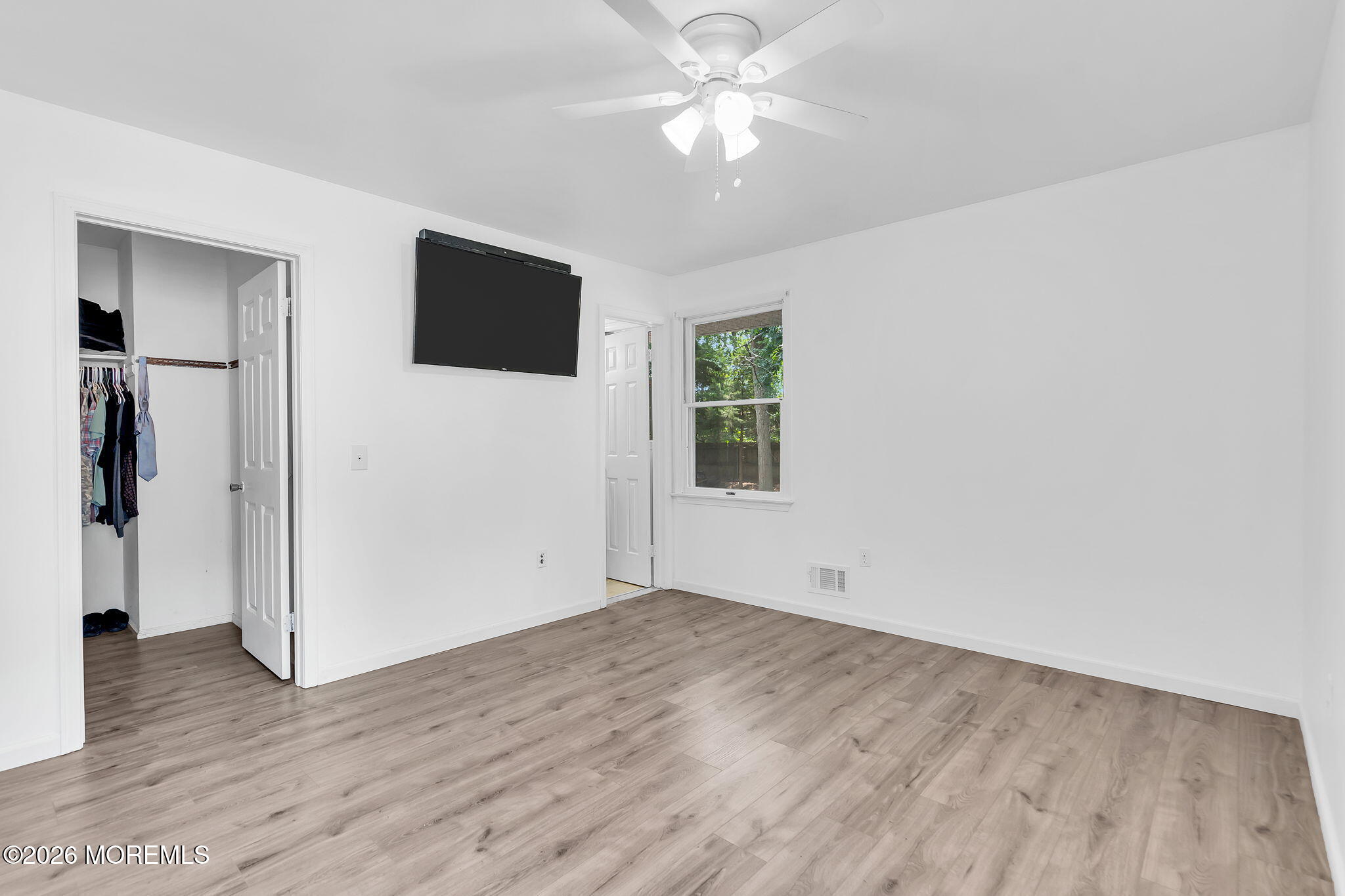 36 Woodland Road Bayville NJ 08721