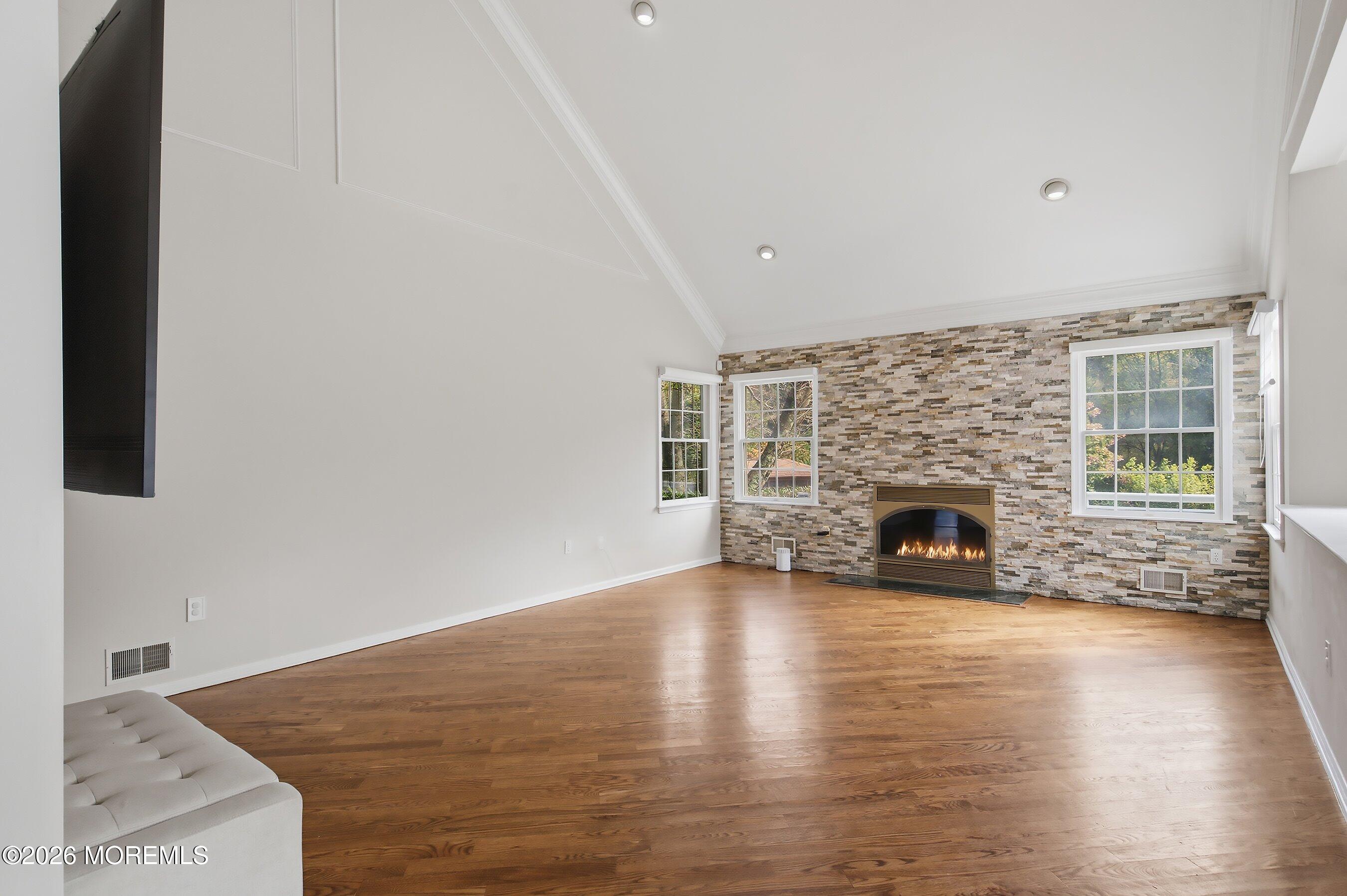 221 Verdant Court Freehold NJ 07728