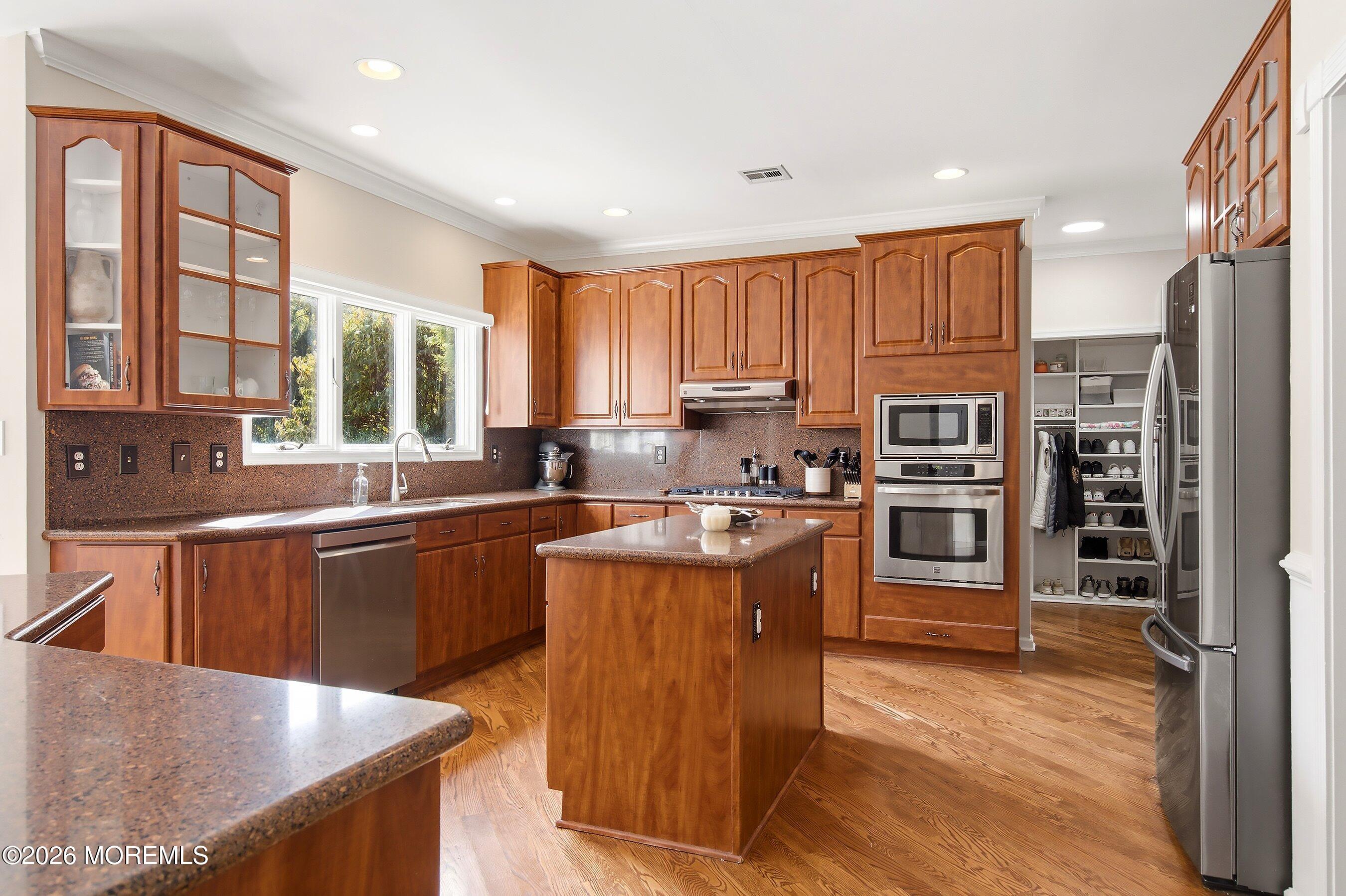 221 Verdant Court Freehold NJ 07728