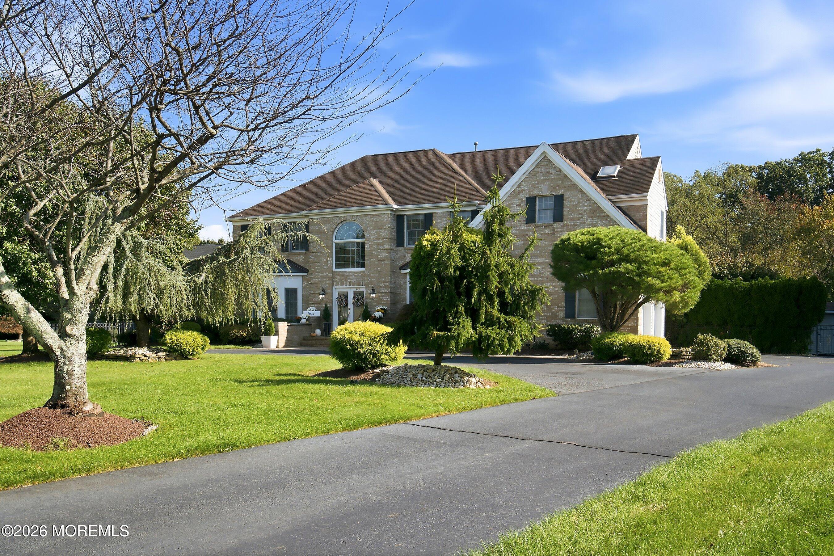221 Verdant Court Freehold NJ 07728