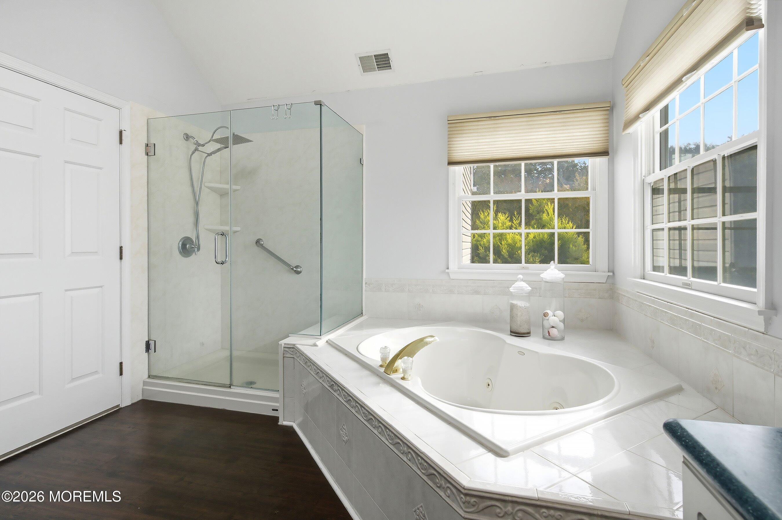 221 Verdant Court Freehold NJ 07728