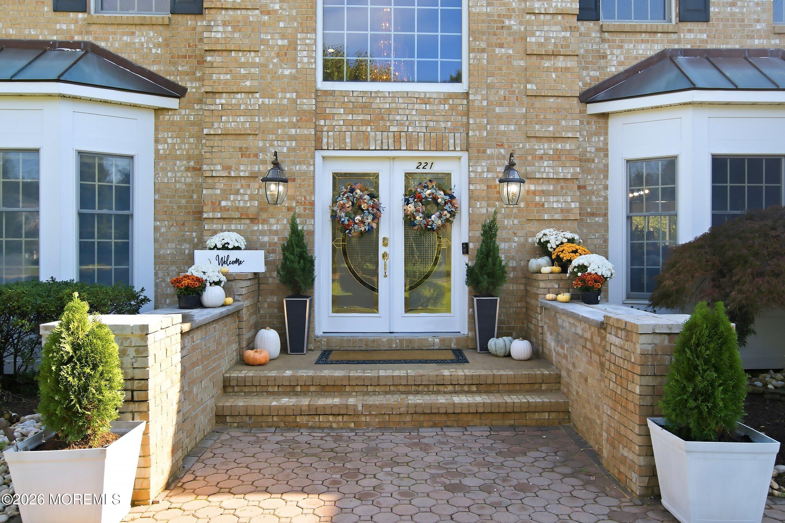 221 Verdant Court Freehold NJ 07728
