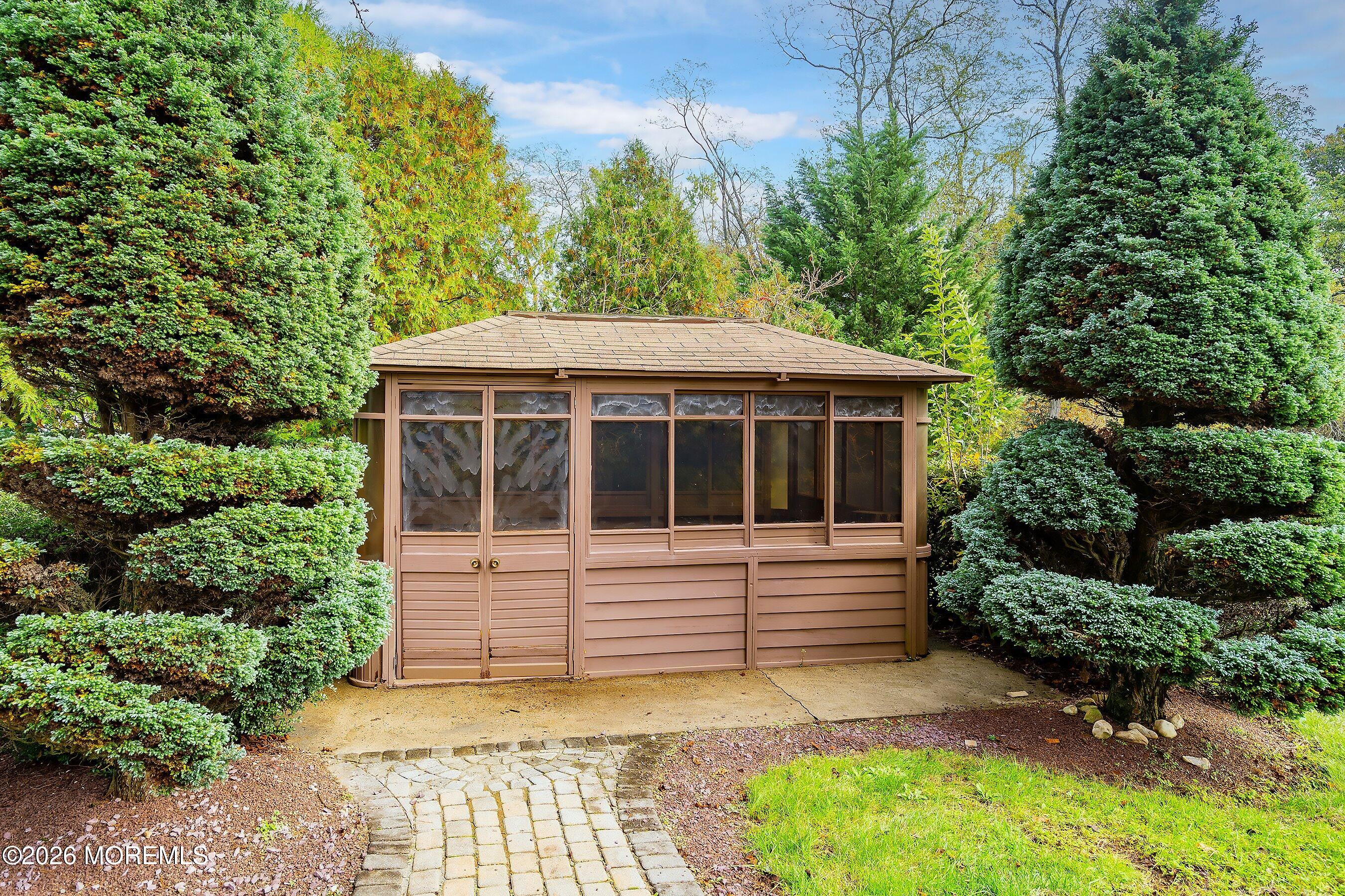 221 Verdant Court Freehold NJ 07728
