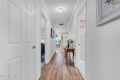 36 Strawberry Lane Lakewood NJ 08701