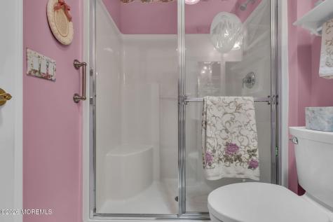 36 Strawberry Lane Lakewood NJ 08701